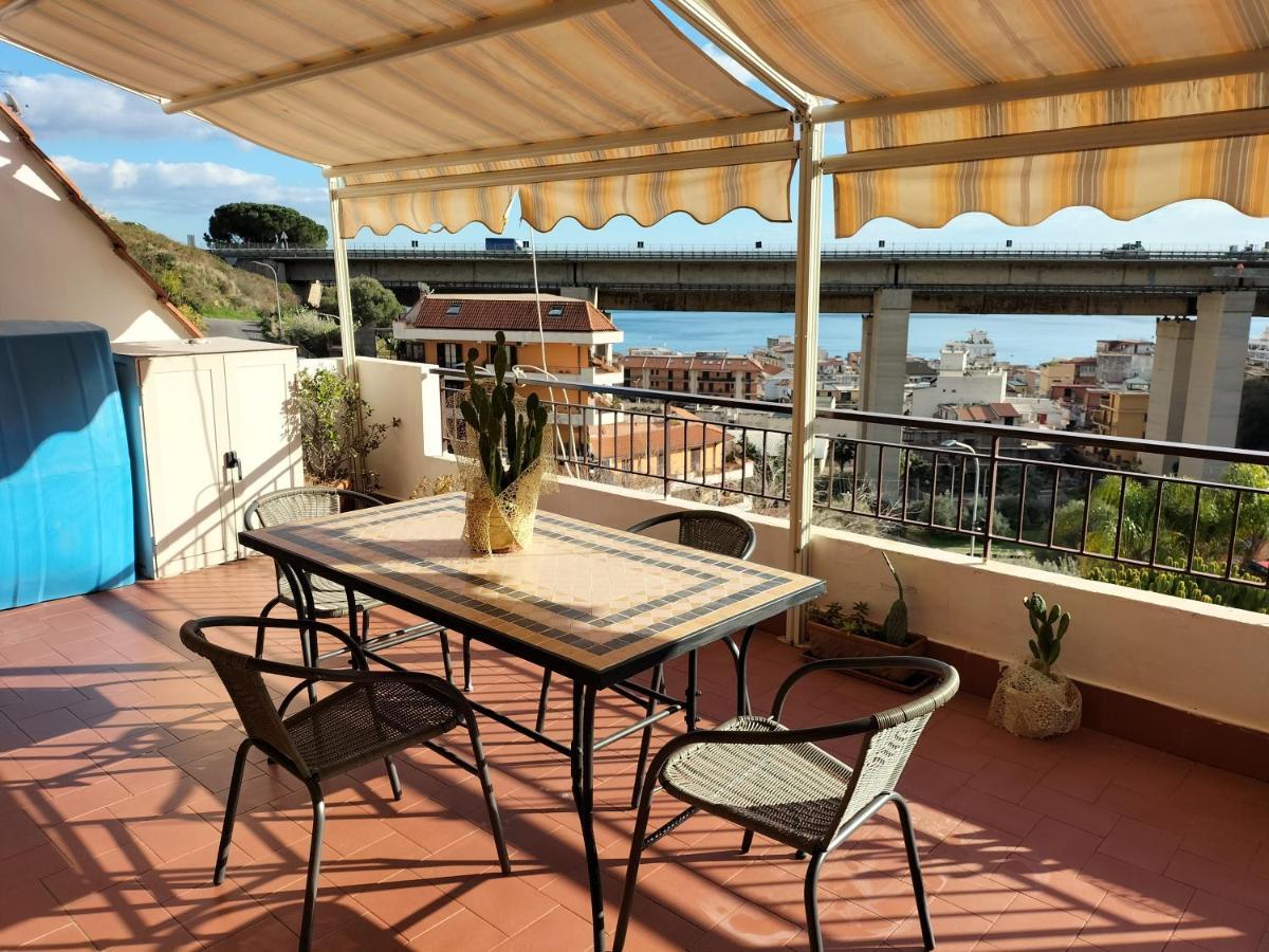 Casa Vacanza Da Rosa Letojanni Luaran gambar