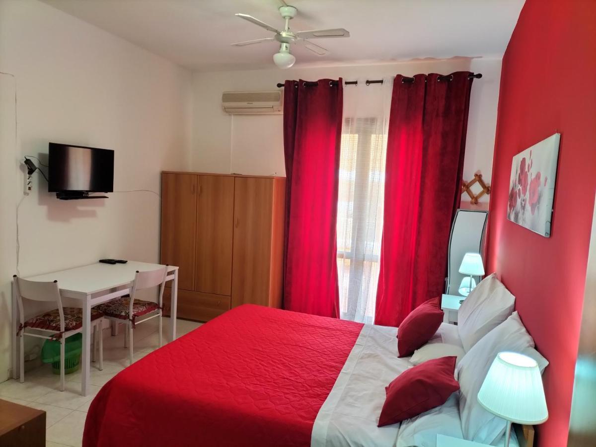Casa Vacanza Da Rosa Letojanni Luaran gambar