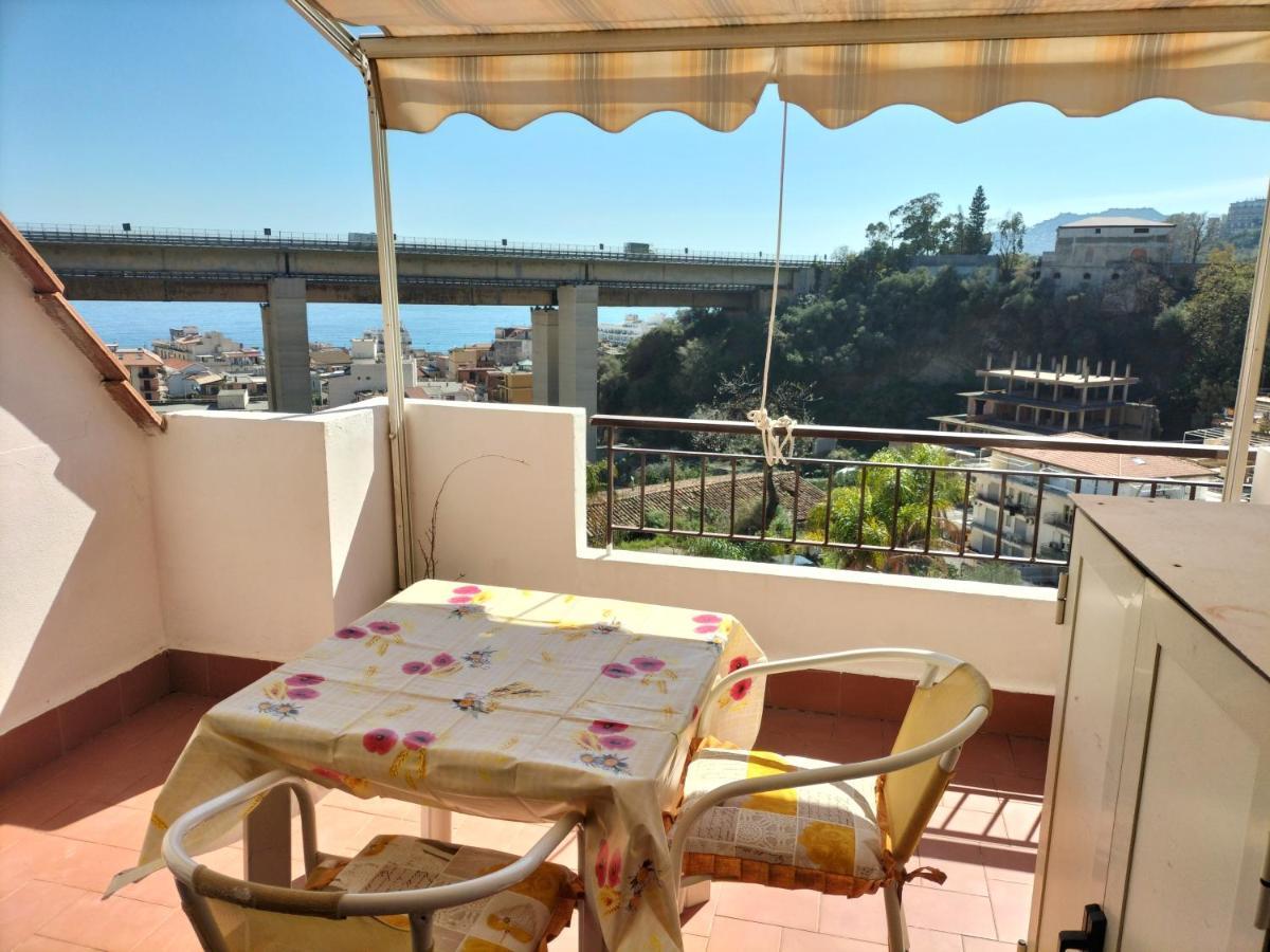 Casa Vacanza Da Rosa Letojanni Luaran gambar