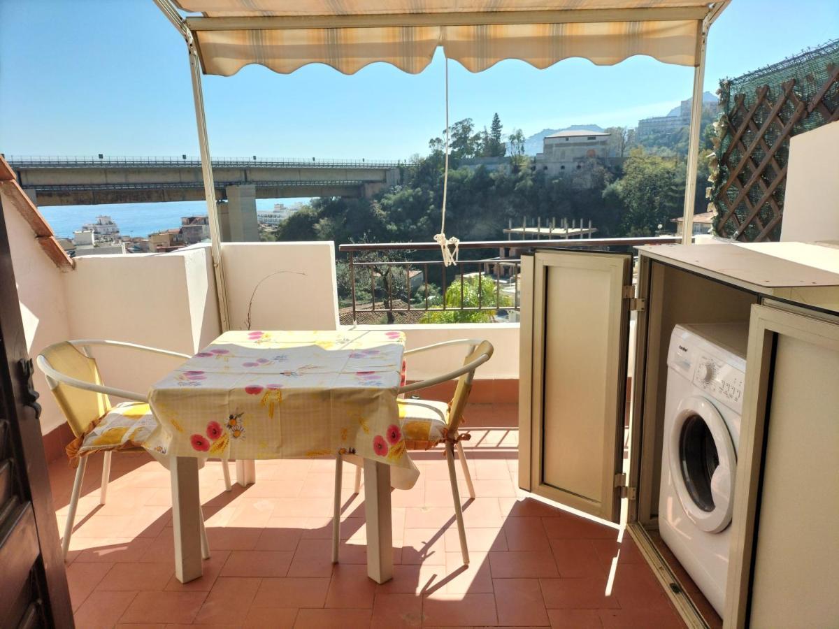 Casa Vacanza Da Rosa Letojanni Luaran gambar