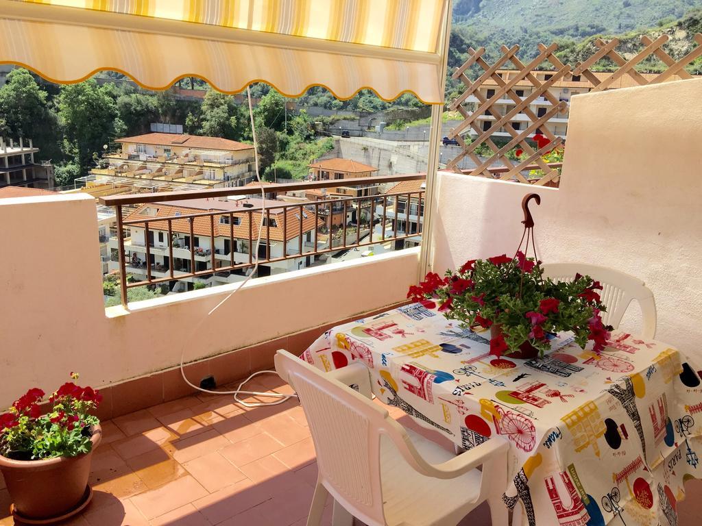 Casa Vacanza Da Rosa Letojanni Luaran gambar